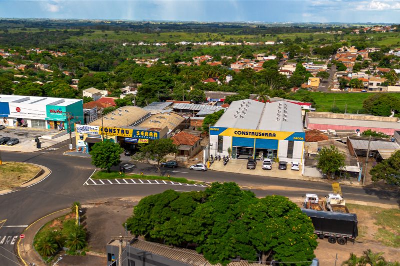 Fachada da Construserra — unidade principal no Parque Furquim, Presidente Prudente